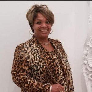 Meet your Posher, Eileen